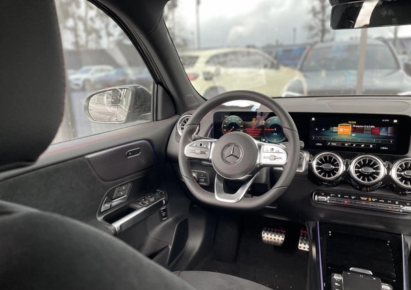Mercedes-Benz EQB cena 271700 przebieg: 5, rok produkcji 2023 z Korsze małe 154